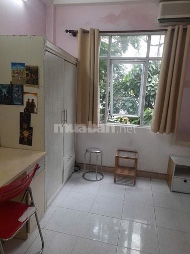 Phòng 14 m2.,lầu 2.. Giờ tự do, giá 3,3 triệu/tháng.full đồ