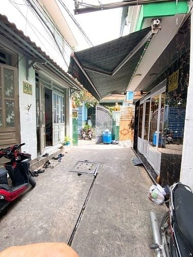 Nhà 2 mặt tiền trước sau, 77 Tân Quy, DT ~ 30m2