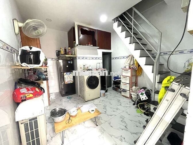 1.8TỶ, NHÀ 3TẦNG -ÂU CƠ ,3PN -14M2 - NGAY NGÃ TƯ ÂU CÓ - LẠC LONG QUÂN
