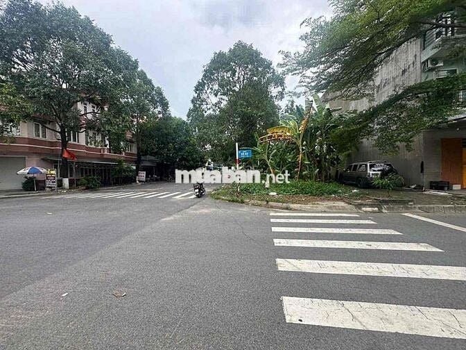 bán lô đất mặt tiền gs3 đông hoà siêu thị go bigc dĩ an