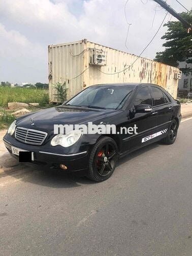 Mercedes C200 Số sàn 4 máy còn rất mới