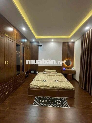 Nhà phố Dì ruột bán!!! nhà đẹp và mặt tiền 2 xe oto tránh nhau