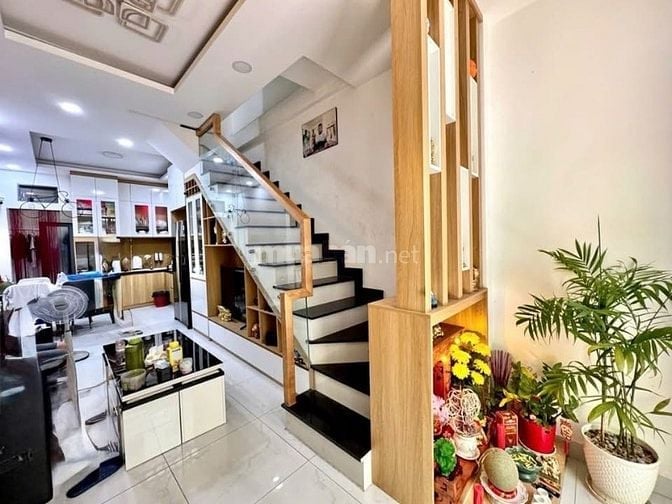 Nhà Lê Tân Quốc ngay khu Nhà Ga T3 | vuông vức 56m2 / giá 1tỷ770, SHr