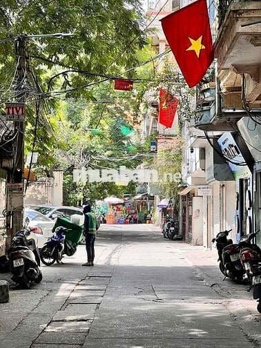 Bán căn chung cư Tầng 1 phố Lạc Trung oto đỗ cửa 2 thoáng 80m giá nhỉn
