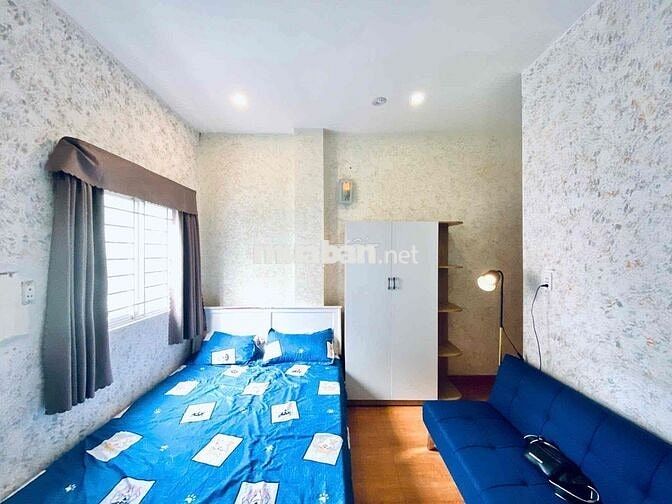 10p qua Q1,5,7 Studio Full nội thất thang máy cửa sổ trời lớn