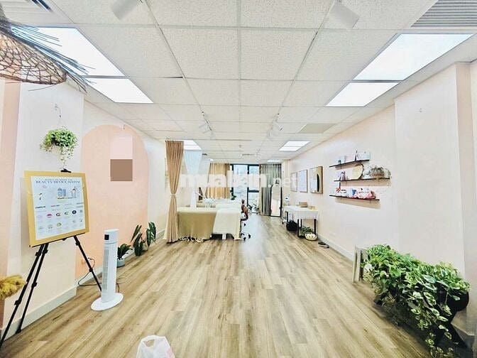 Cho thuê văn phòng Láng Hạ 85m2 12tr5 oto đỗ cửa view thoáng