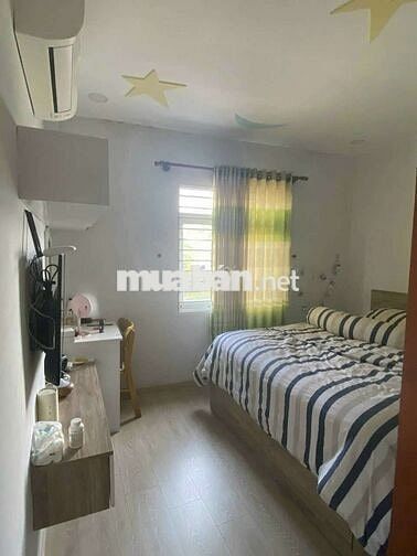 NHÀ FULL NỘI THẤT GẦN CÂY XĂNG LÊ VĂN VIỆT