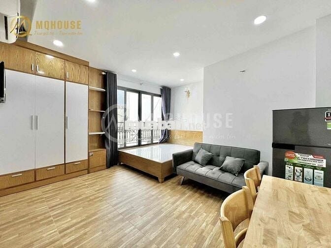 Cho Thuê Căn Hộ Dịch Vụ - Full Nội Thất - Đối Diện Etown Cộng Hoà
