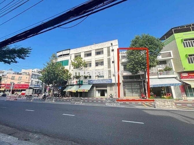 Bán nhà 3 tầng mặt tiền Lê Hồng Phong ( đoạn kinh doanh sầm uất