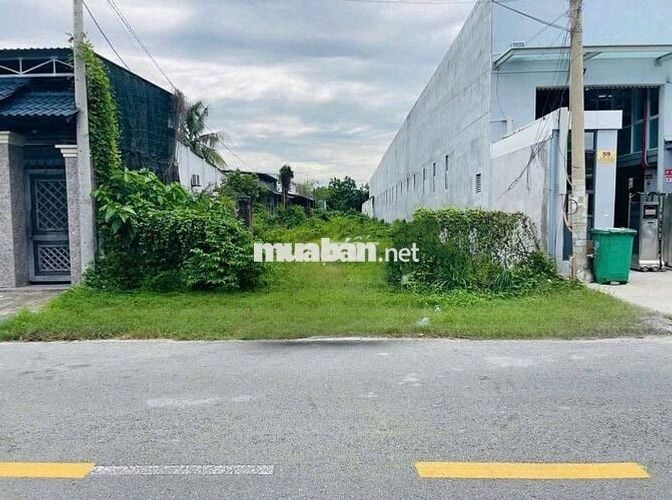 BÁN LỖ LÔ ĐẤT MẶT TIỀN 150M2 FULL THỔ 725TR HƯƠNG LỘ 2 TRẢNG BÀNG SHR