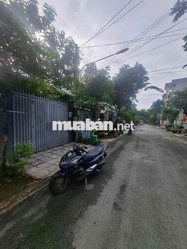 cho thuê nhà nguyên căn mới xây full nội thất 2 p ngủ d xe hơi