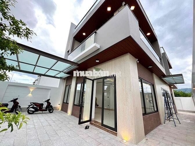 CHO THUÊ NHÀ KINH DOANH SIÊU MỚI VIEW ĐẸP VEN SÔNG KHU MỸ GIA 5 PHÒNG