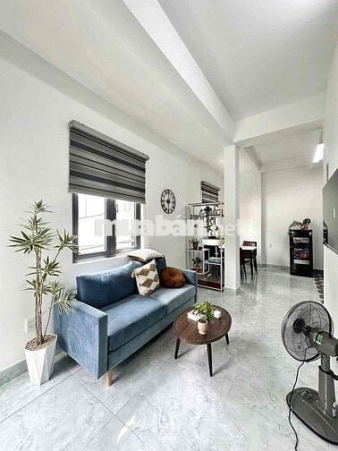 Cho thuê căn 1PN bancon cách Lotte Quận 7 1Km