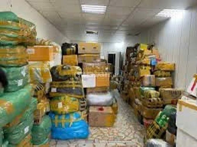 Quận Tân Phú ! Tuyển Gấp Nhân Viên Gói Hàng , Dán Tem , Phân Loại 