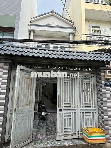 Cho thuê nhà nguyên căn hẻm xe hơi 1135 Huỳnh Tấn Phát