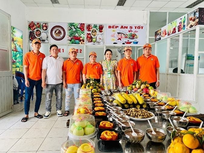 Cần Tuyển Phụ Bếp Suất Ăn Công Nghiệp