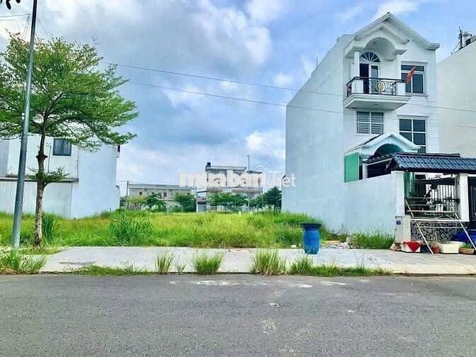 Cần tiền chạy thận đoạn cuối cần ra lô đất Đ.Trịnh Quang Nghị,BC 65m