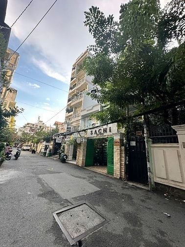 HXH 8m đường số 339 Lê văn sỹ Q3 dt: 8.8 x 21 kC: 3 lầu-giá 40 tỷ