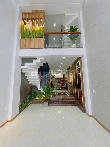 MẶT TIỀN KINH DOANH QUẬN 1 ĐANG CHO THUÊ 120TR GIỜ CẦN BÁN CHỈ 24 TỶ