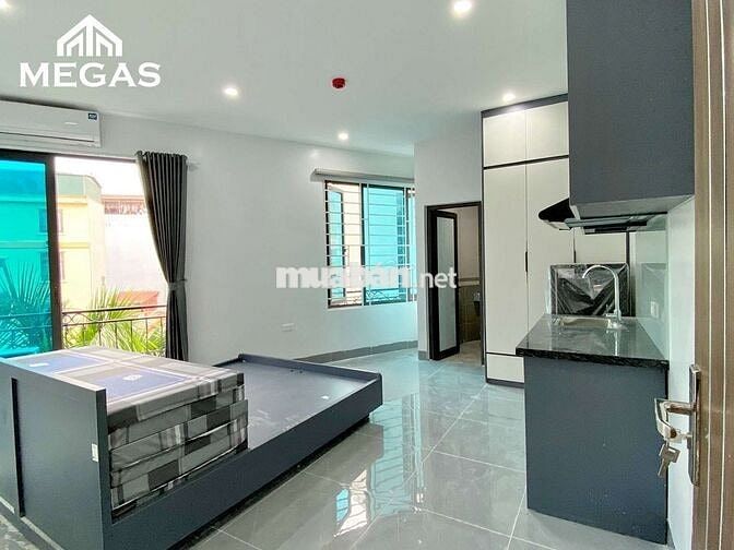 STUDIO MỚI BAN CÔNG FULL NỘI THẤT NGAY CHÂN CẦU VƯỢT MỄ TRÌ