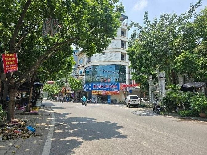 🌹 SIÊU PHẨM -LK ĐẤU GIÁ KIẾN HƯNG - PHÂN LÔ VỈA HÈ - DT 60m, MT 5m