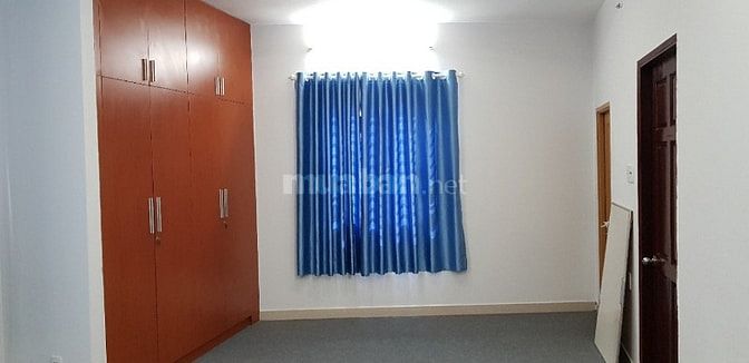 Cho thuê phòng ở gia đình hẻm xe hơi