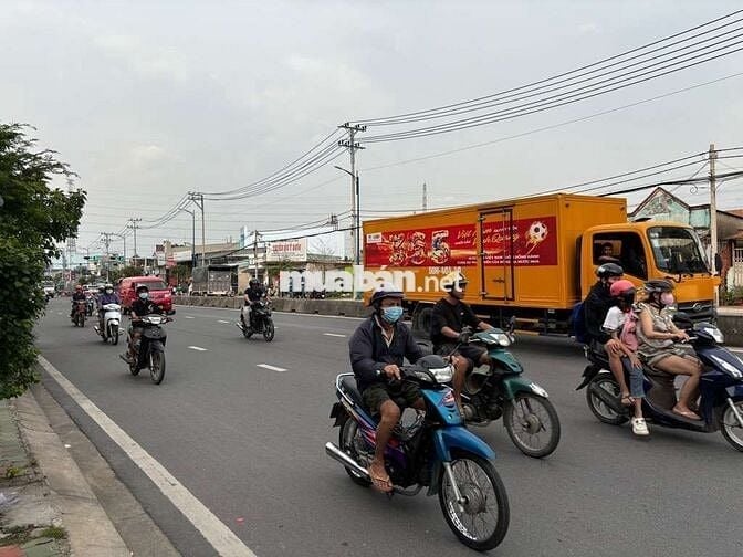 Bán nhà mặt tiền Đặng Thúc Vịnh