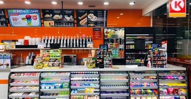 Nhân Viên Trực Quầy. Đóng Gói. Bảo Vệ 