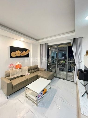 Căn hộ Gold View 2PN view đẹp, nội thất cao cấp, chỉ 20tr/tháng