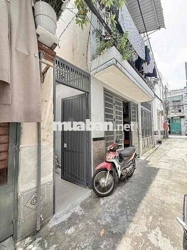 RẺ NHẤT THỊ TRƯỜNG, NHÀ 1 TRỆT+ 1 LỬNG, SHR giá 3.3tỷ