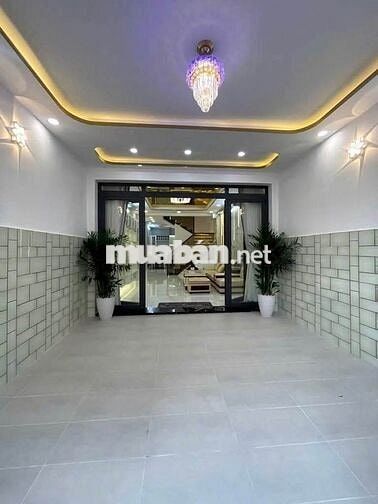 Nhà ngộp: trệt, 2 lầu 80m2/710tr. Tân Uyên, BD. Gần THPT Thái Hoà