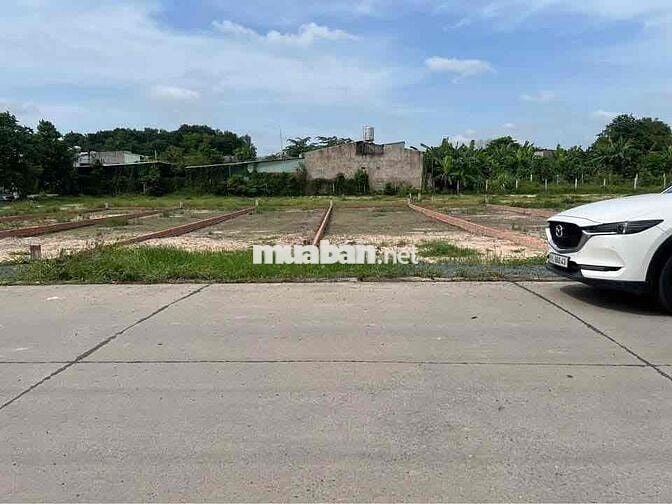 Đất full thổ 191m2 Sổ Hồng Riêng Mặt tiền Cách khu CN Tây Bắc 200m