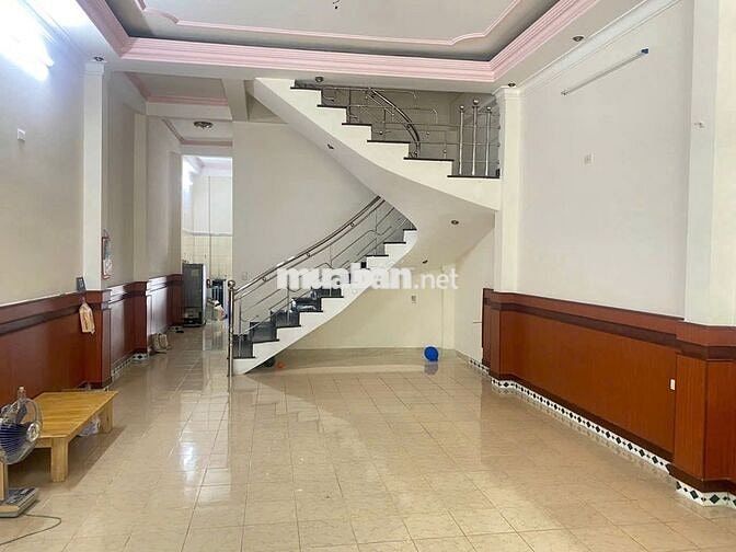 Nhà 7 Phòng, Ngay phố Du lịch Hàn - Phù hợp Spa, nhà hàng...