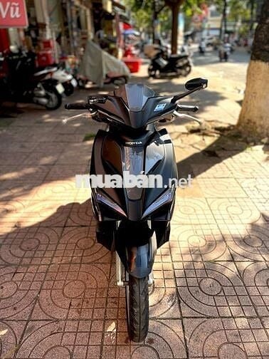 Xe Airblade 2016 Chính Chủ Đẹp Keng - Máy Êm
