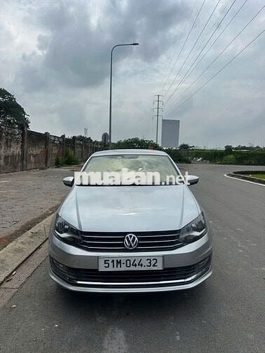 Bán Volkswagen Polo 2016- xe gia đình-xe chất