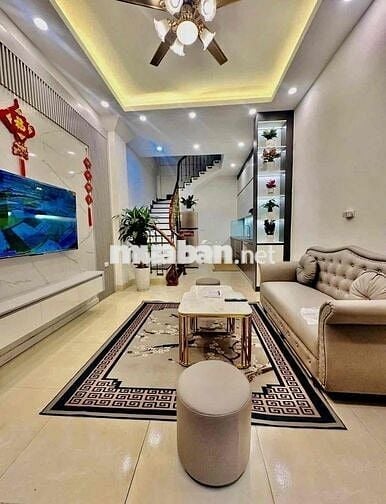 Chỉ 15m thẳng tắp ô tô, full nội thất xịn, phố Trương Định, 25m2, 5T
