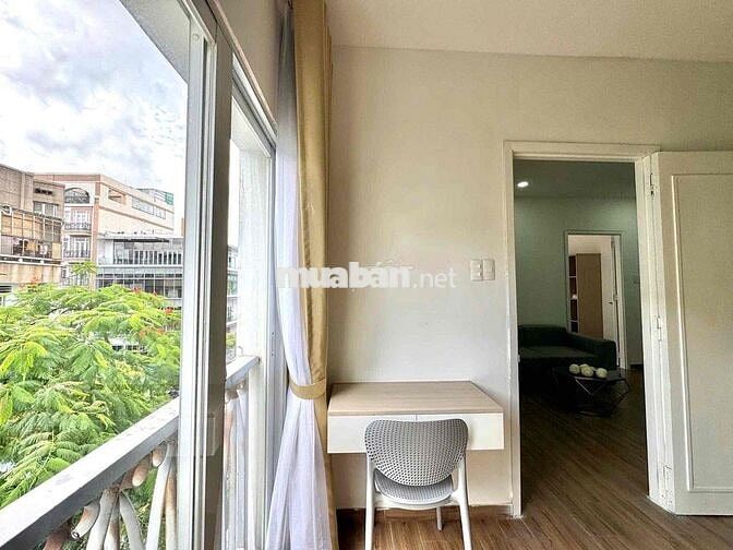 TRUNG TÂM Q10 TIỆN ĐI VỀ HUFLIT UEH BKU