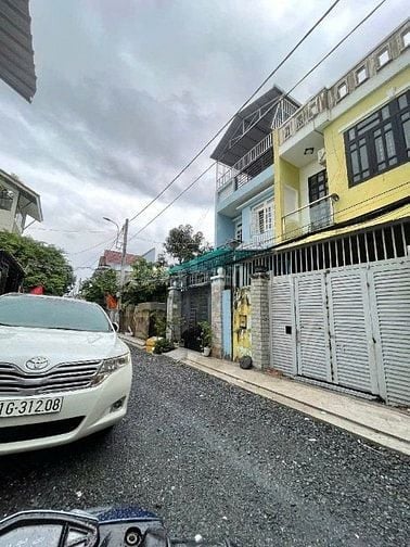 Hẻm Ô TÔ gần Trường THPT Phước Kiển, 02 Tầng, DT 5x18m