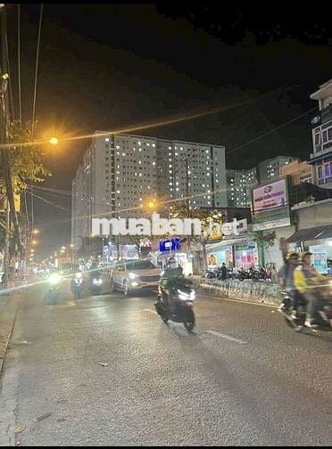 CHỦ GỞI,BÁN 5 TẦNG MỚI ĐẸP DỌN VÀO Ở NGAY -HẺM 12m XE HƠI PHAN VĂN HỚN