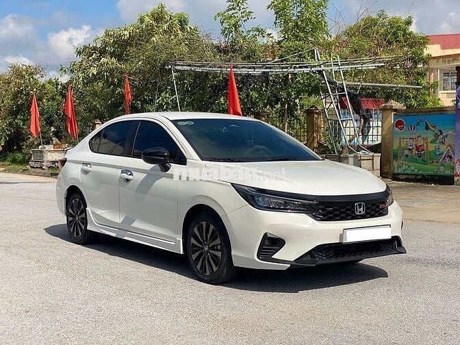 Honda City 2025 RS 1.5 AT - 8700 km