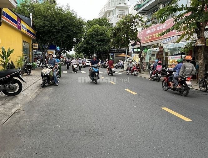 Nhà MT Nguyễn Xuân Khoát 4x12m, 2 lầu ST vị trí kinh doanh đắc địa