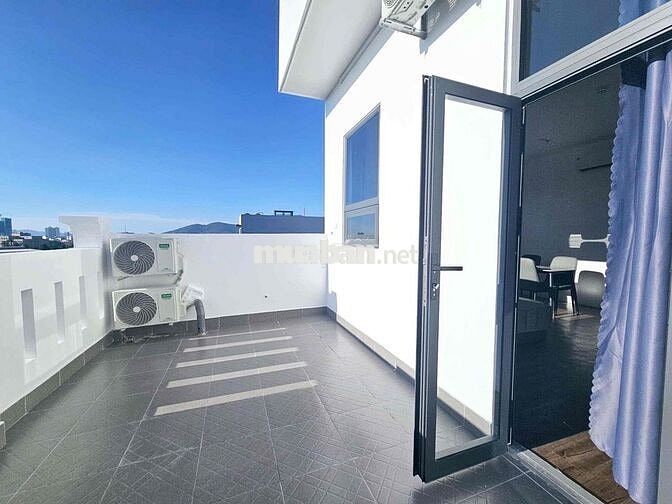 Cho thuê căn Penthouse mới 100% sát Phạm Văn Đồng, gần biển