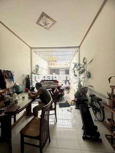 GẤP BÁN : 3 TẦNG PHAN VĂN HỚN - ĐƯỜNG TRƯỜNG CHINH-TTN : Q 12-HẺM 5M