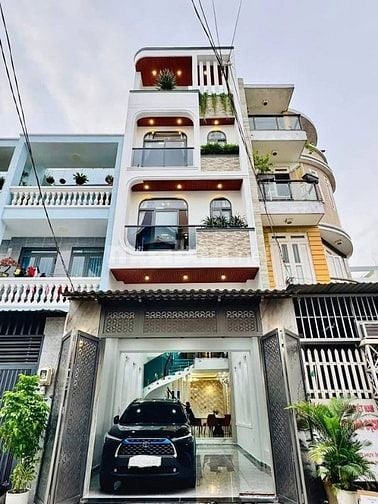 Gần sân bay nhà đẹp hẻm xe hơi 5m, Tân Trụ, Tân Bình, giá 4,75 tỷ