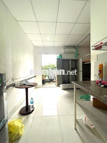 Chính Chủ Cho Thuê Phòng Ban Công Full NT ngay Ngã Tư Hàng Xanh