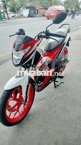 Sonic như mới zin 100% vỏ còn theo xe odo18k bs72