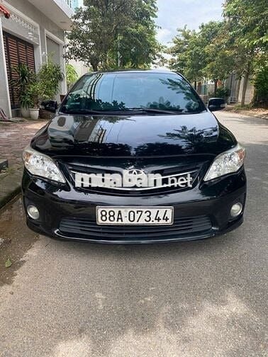 Toyota Corolla Altis 2011 1.8G MT - 20000 km