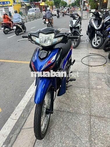 Honda wave RSX 2011 mới 90% biển số thành phố