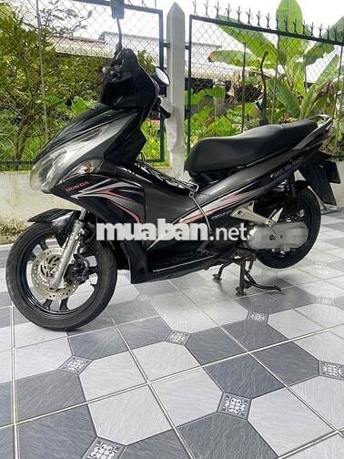 Ab 2012 chính chủ máy êm  zin ngoại hình liền lạc