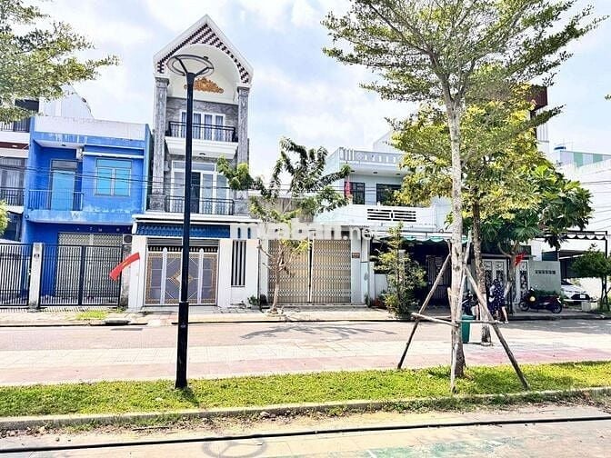 Bán nhà Bá Tùng- Hoà Quý đối diện công viên 4tỷ100 gần cầu Khuê Đông